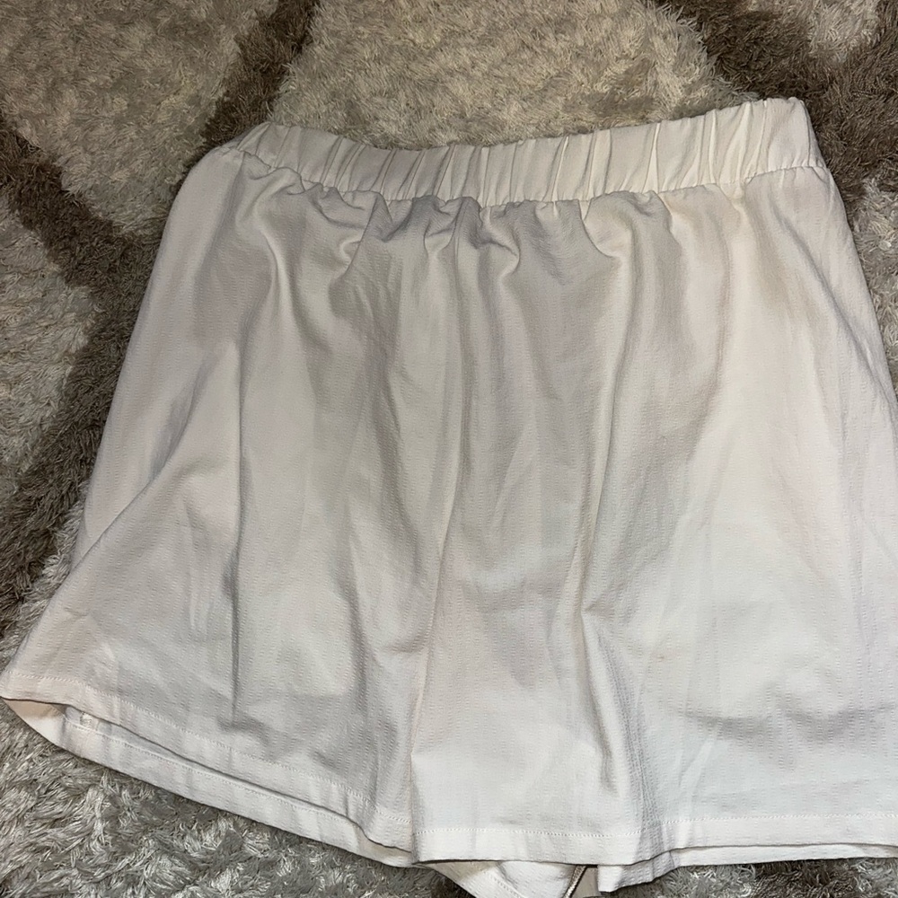 ALO Yoga White Athletic Shorts